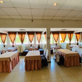 Основной зал - Кафе Роща