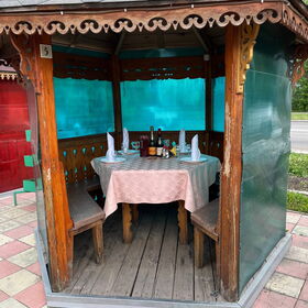 Кафе на улице - Кафе Роща