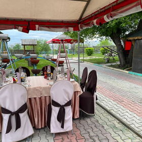 Кафе на улице - Кафе Роща