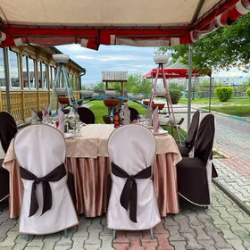 Кафе на улице - Кафе Роща