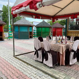 Кафе на улице - Кафе Роща